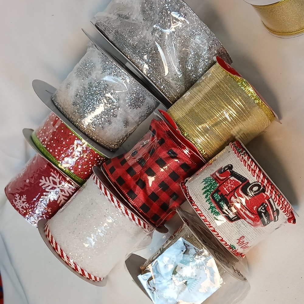 Wired Christmas Ribbon Bundle - Picture 3 of 11